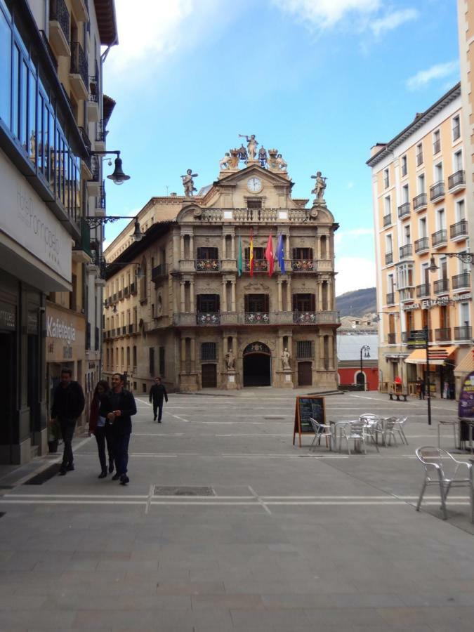 Plaza Consistorial Apartment Pamplona Exterior foto